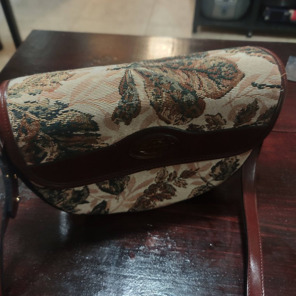 Gold Coast Clutch Purse Leaf Pattern